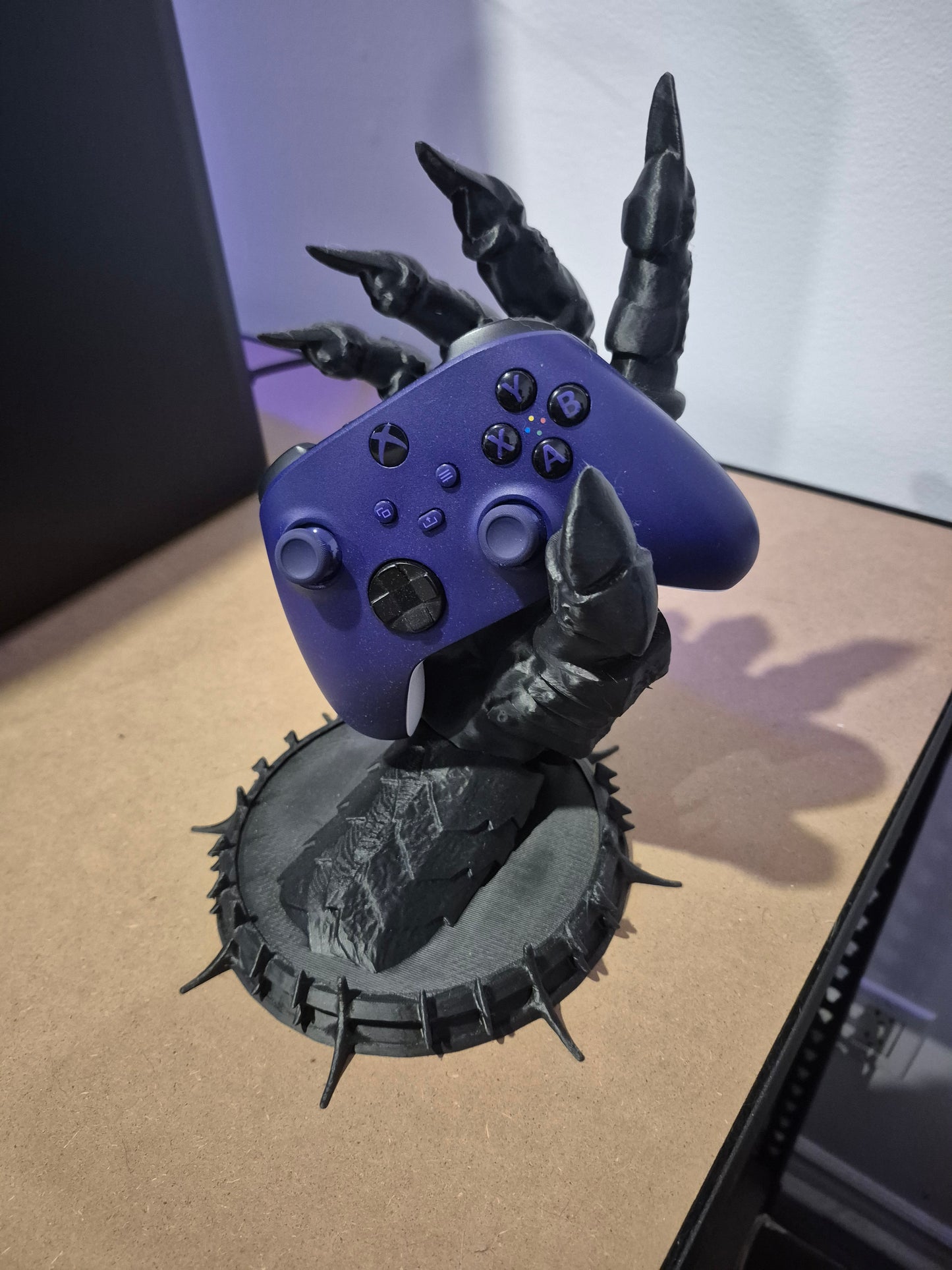 Sauron Controller Holder Hand