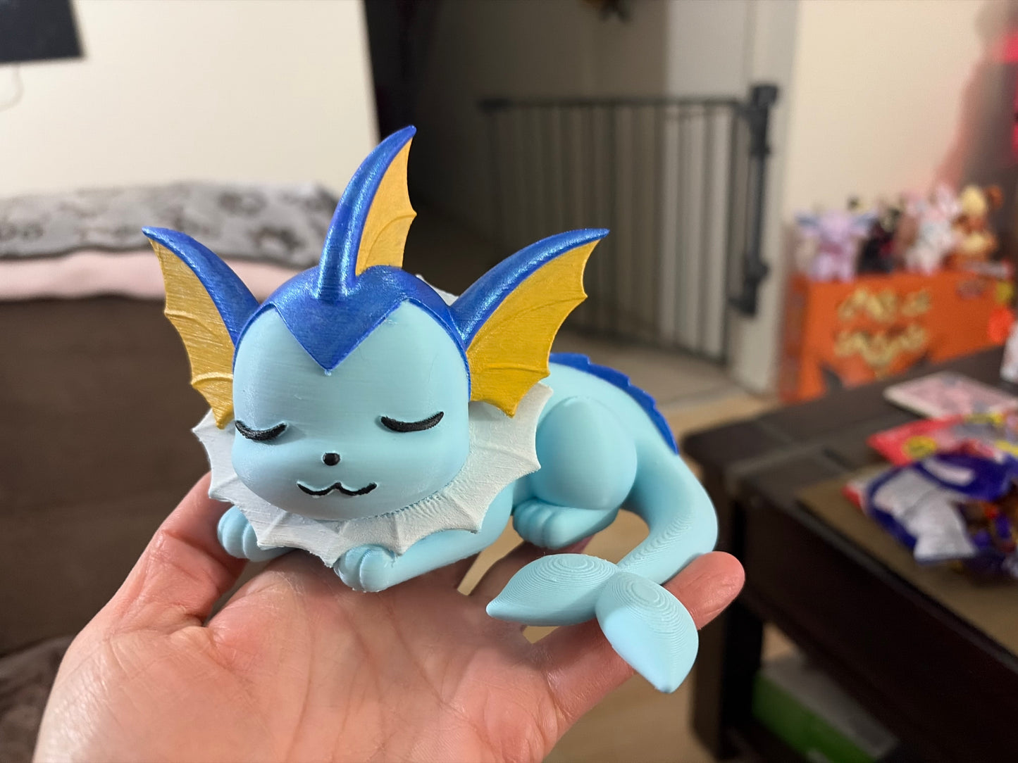Sleeping Eeveelution & Pokemon Figures