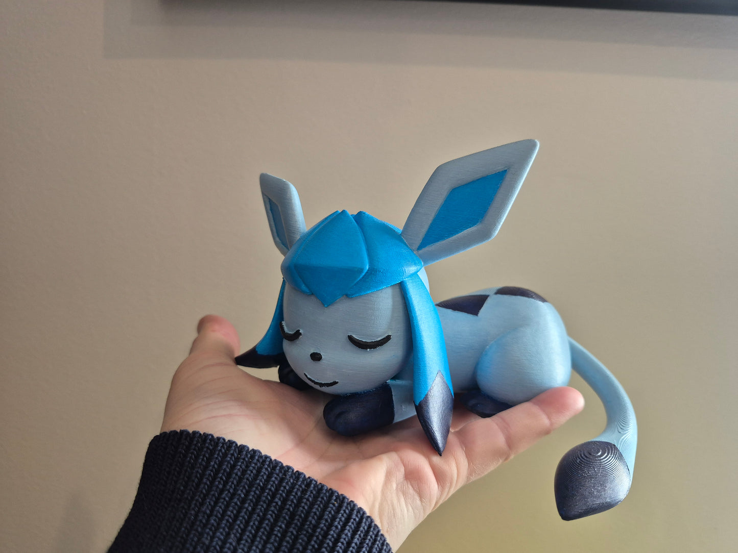 Sleeping Eeveelution & Pokemon Figures