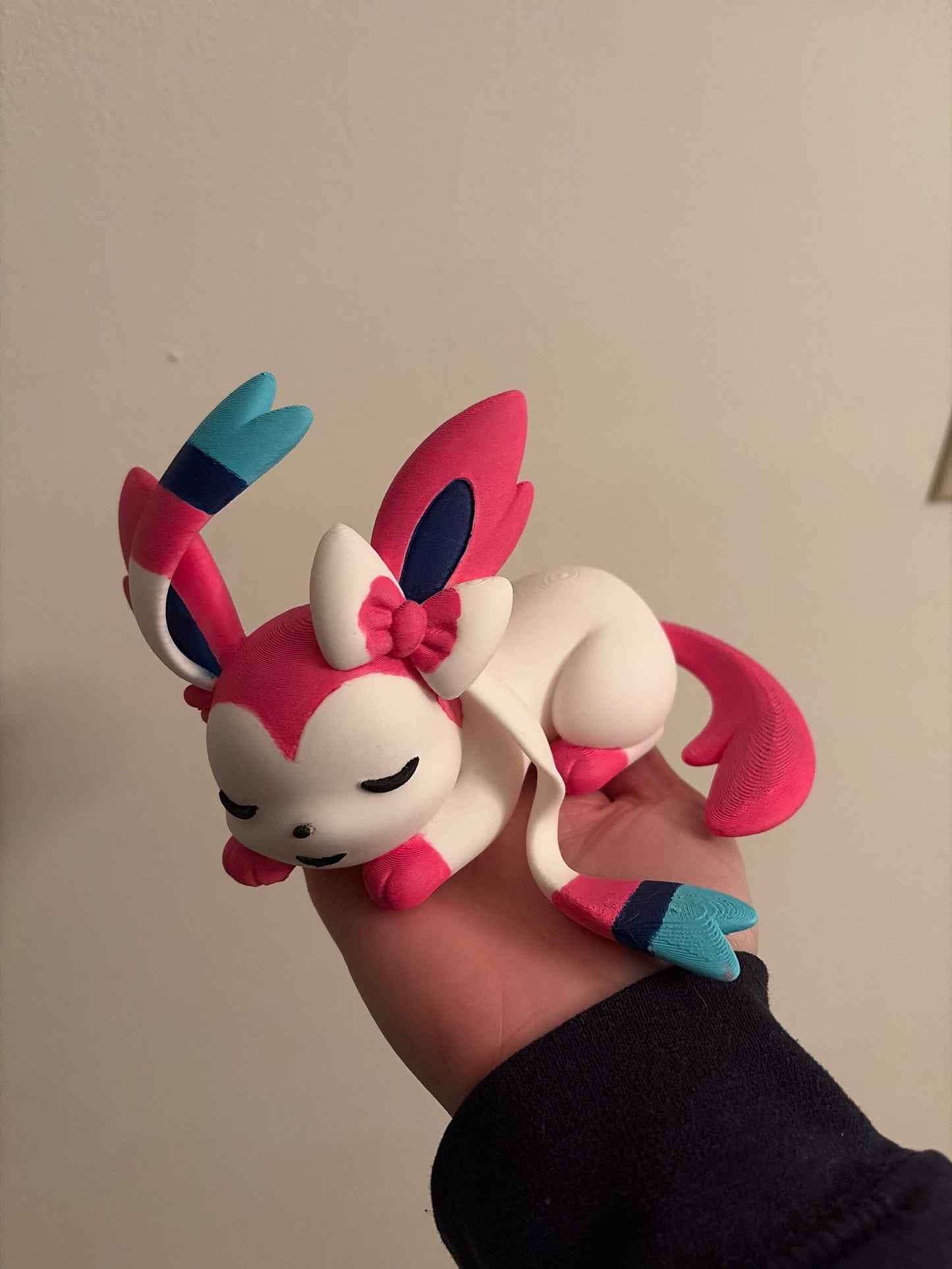 Sleeping Eeveelution & Pokemon Figures